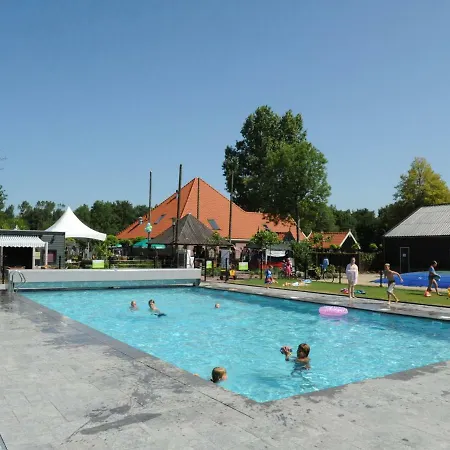 Holiday Cbe4.5 *